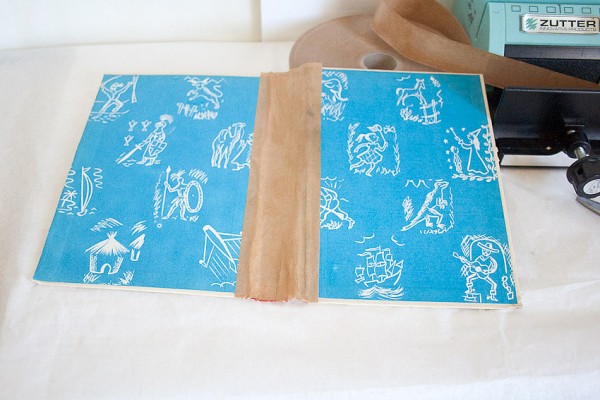 Vintage Book Cover Journal by Francine Clouden at Make & Takes-7