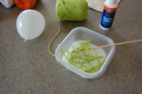 DIY Glue Yarn Ball Craft Tutorial