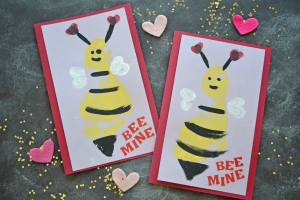 bee-footprint-cards-3