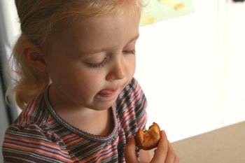 eat-donuts-085