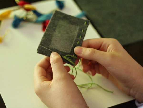 Kids' sewing project - magnetic felt frame