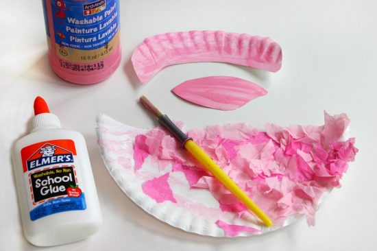 Easy Flamingo Craft for Kids! A simple paper plate and tissue paper craft for preschoolers!
