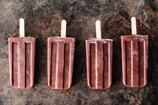 Homemade Fudge Pops makeandtakes.com