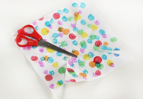 Garden Pinwheel Craft for Kids! Turn your child's artwork into a colorful garden craft