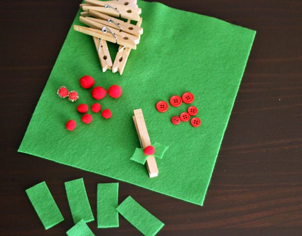 Holly clothespin supplies