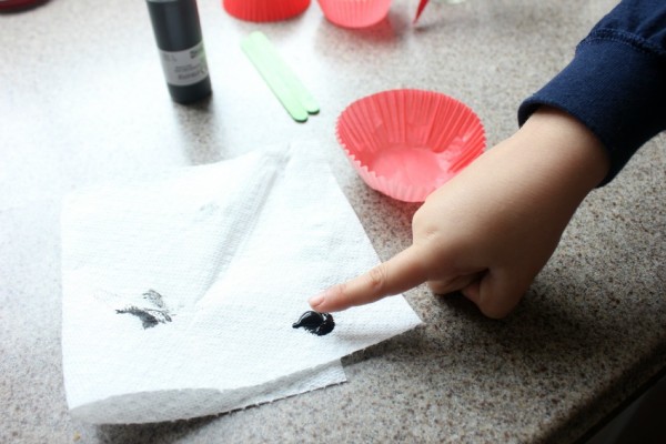 how to make a poppy flower craft with kids 