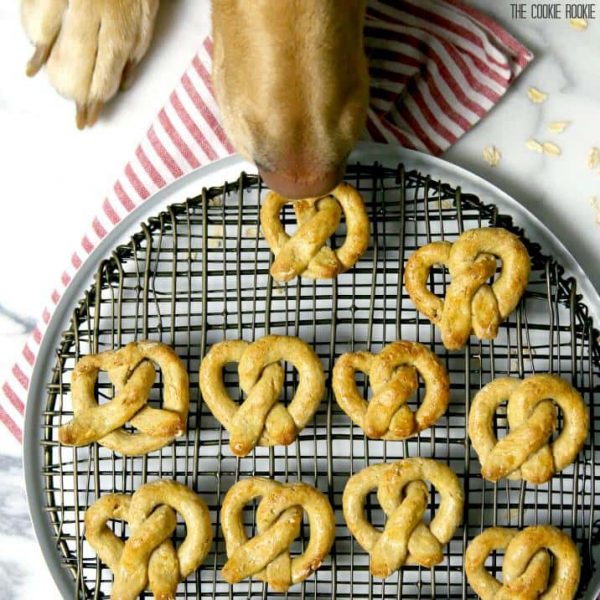 Oat and Apple Pretzel Dog Treats