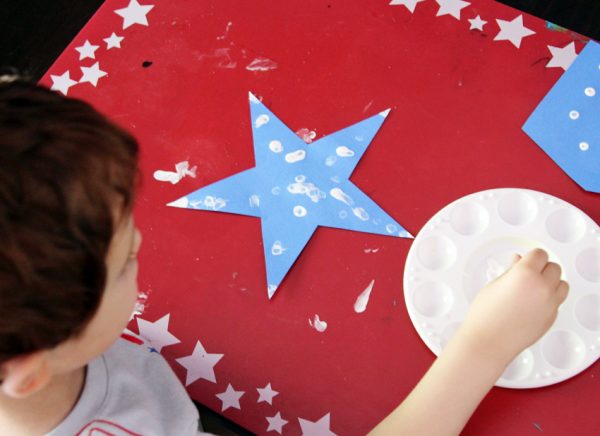 Patriotic banner craft for kids