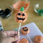 Pumpkin Cookie Lollipops