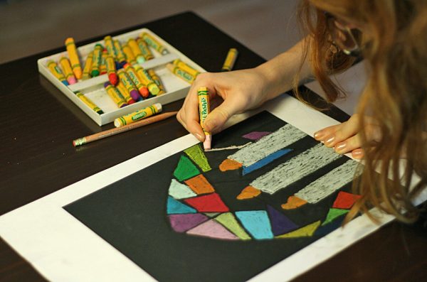 Coloring stained glass pictures
