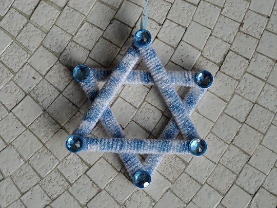 Glittered Craft Stick Star of David