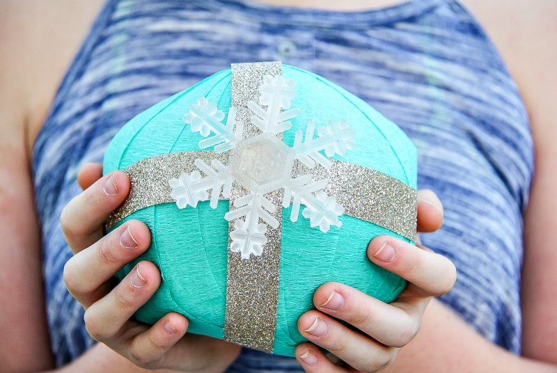 How To Make Crepe Paper Surprise Gift Balls