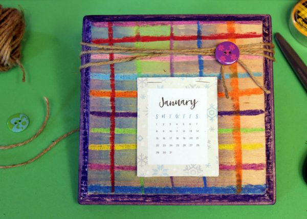 Wood desk calendar - a gift kids can make!
