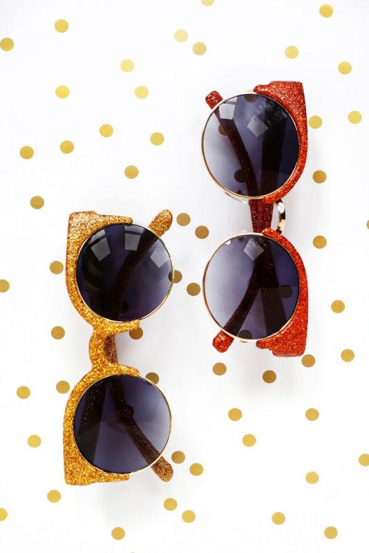 make-your-own-glitter-sunglasses