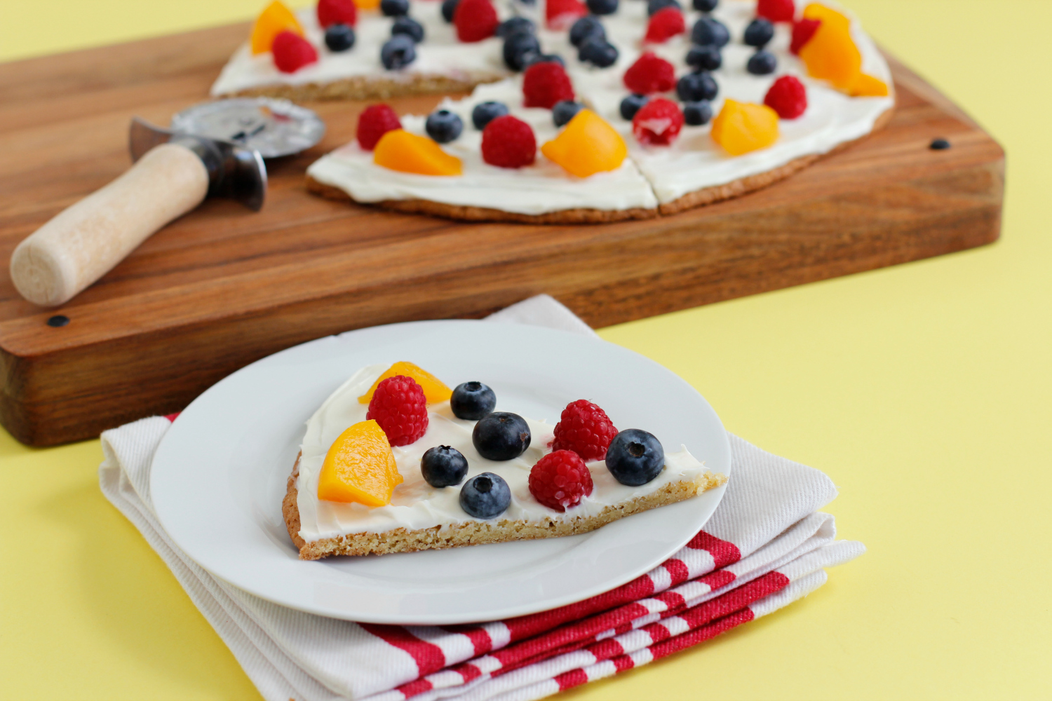 Bake Up Cake Mix Fruit Pizza