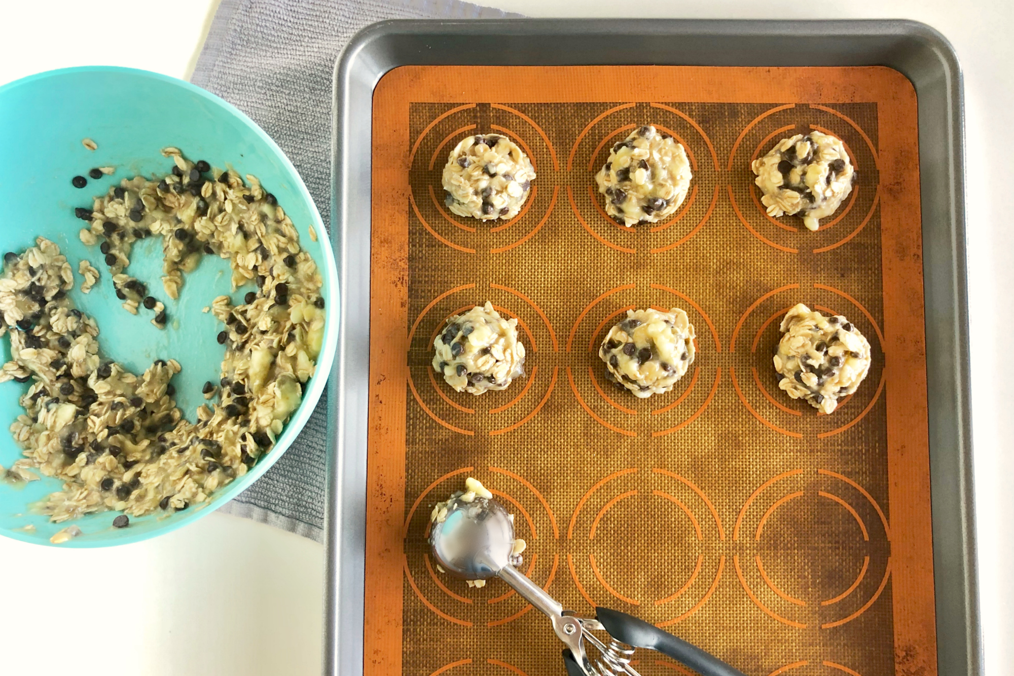 Baking 3 Ingredient Banana Oat Chocolate Chip Cookies