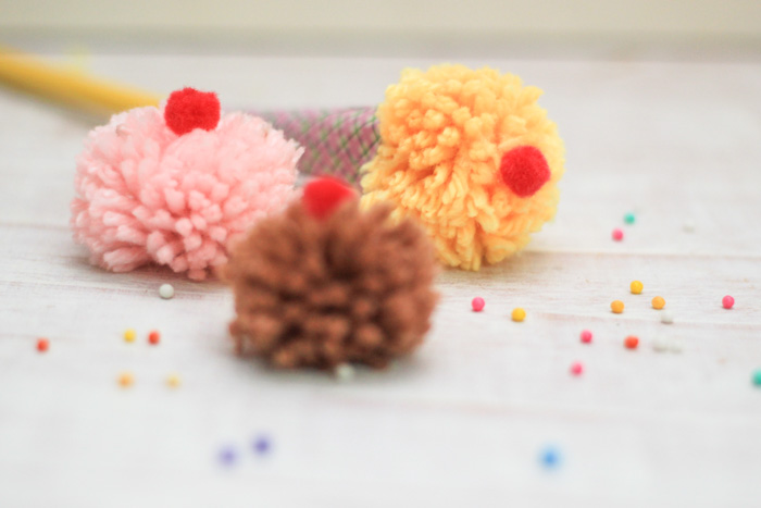 Cute pom pom ice cream craft