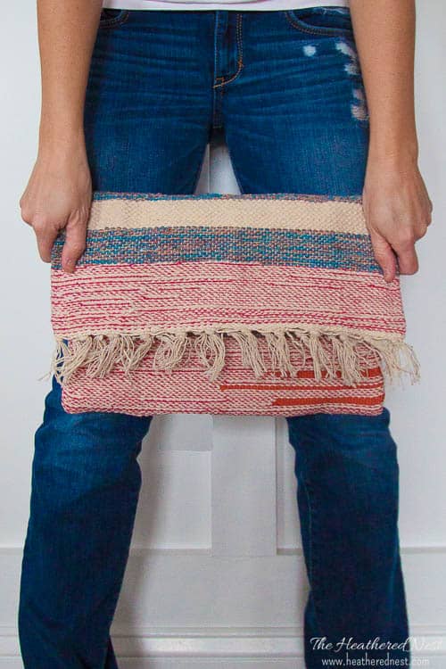 DIY JEANS BOHO CROSSBODY BAG, DIY BAG, BOHO BAG, BAG OUT OF JEANS