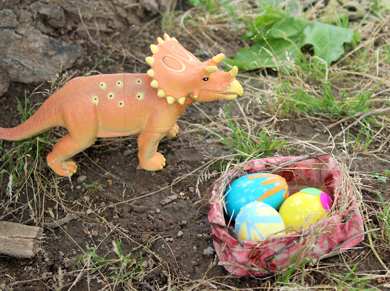 Dinosaur Nest Craft for Kids