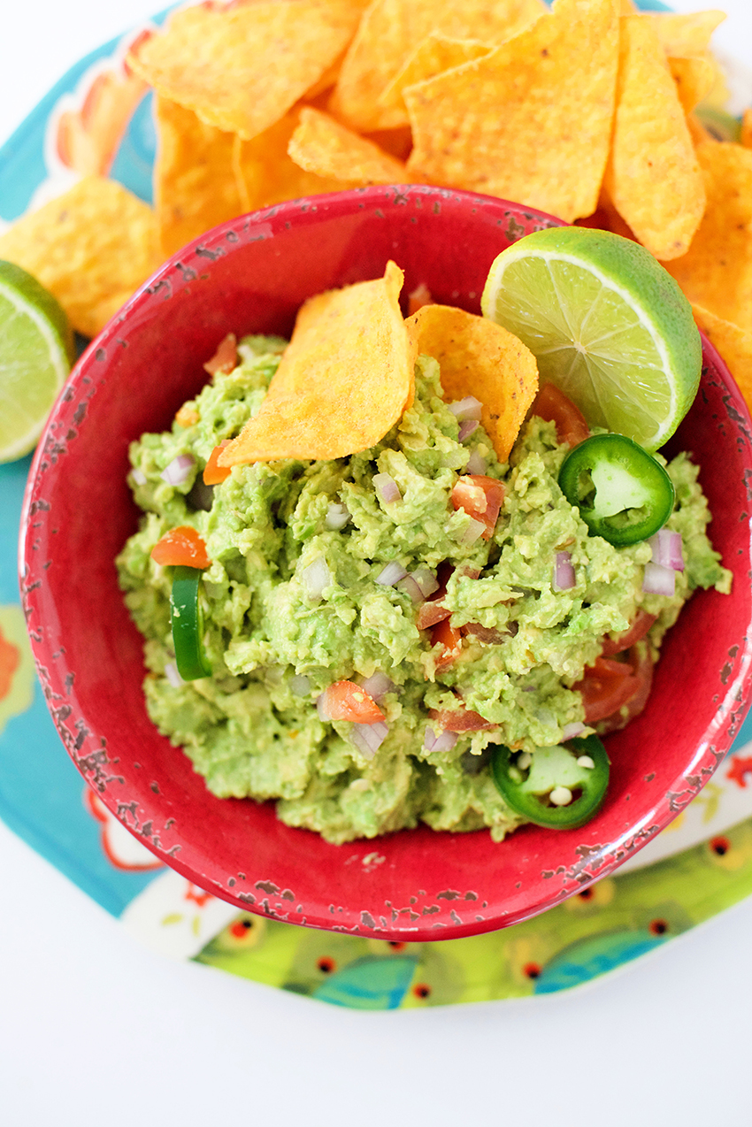 Homemade Chunky Guacamole