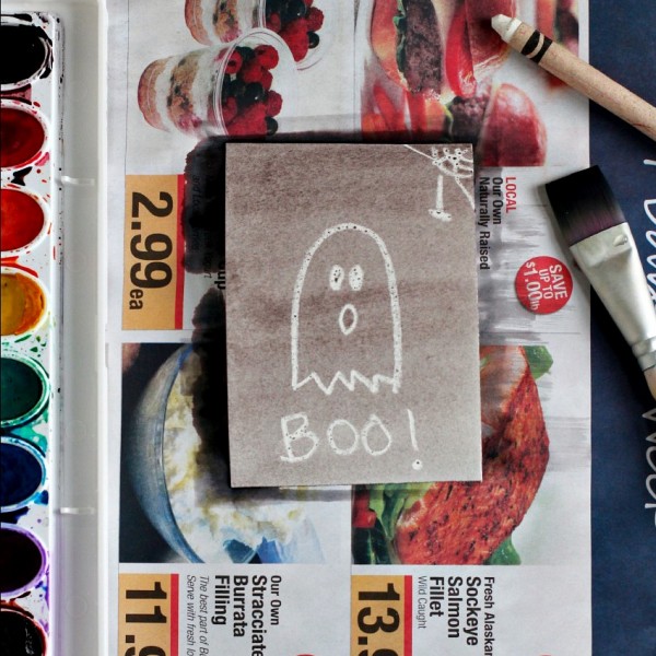 Make Cute Watercolor Crayon Ghosts @makeandtakes.com