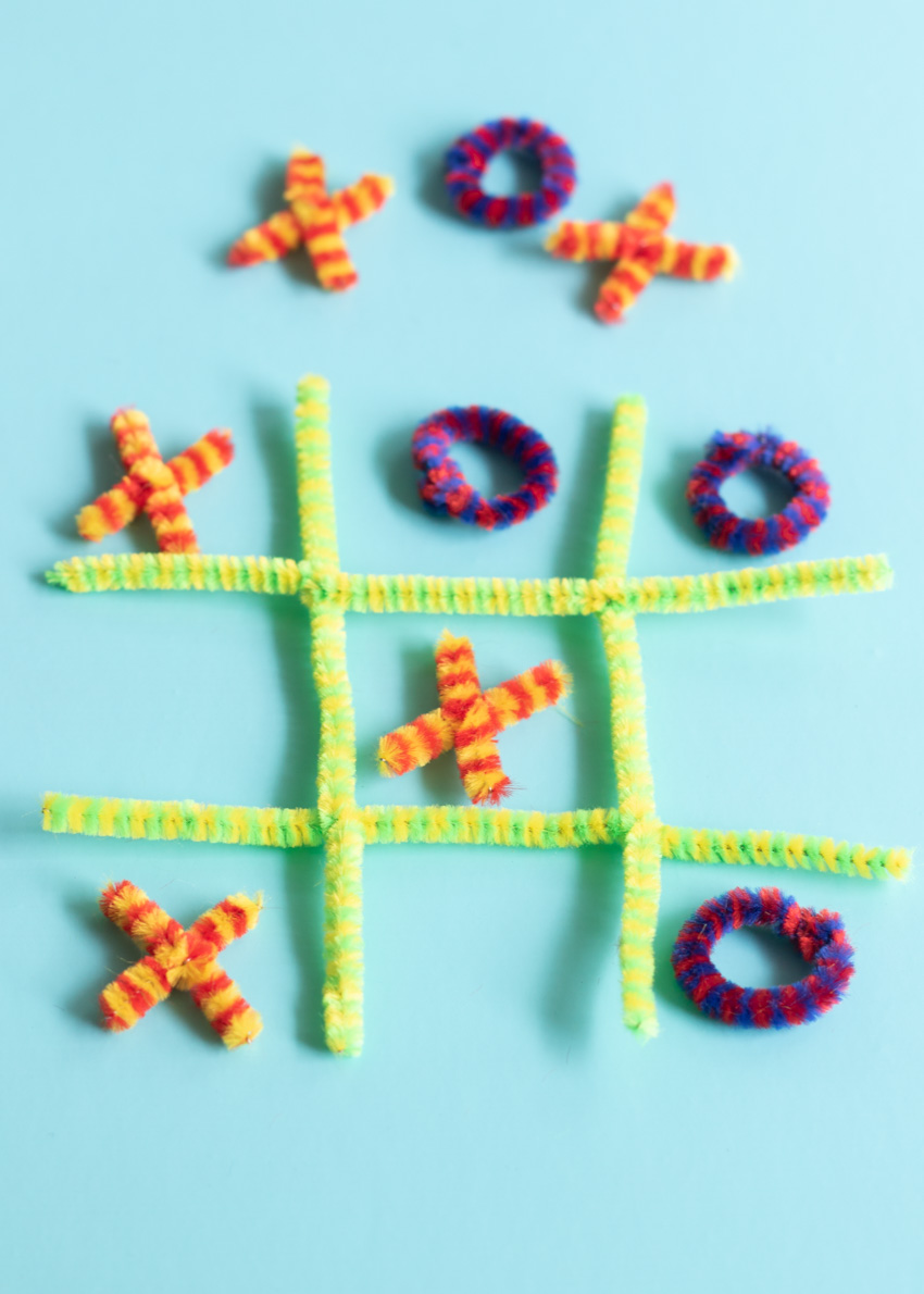 Make and Play Tic Tac Toe Kids Craft • In the Bag Kids' Crafts