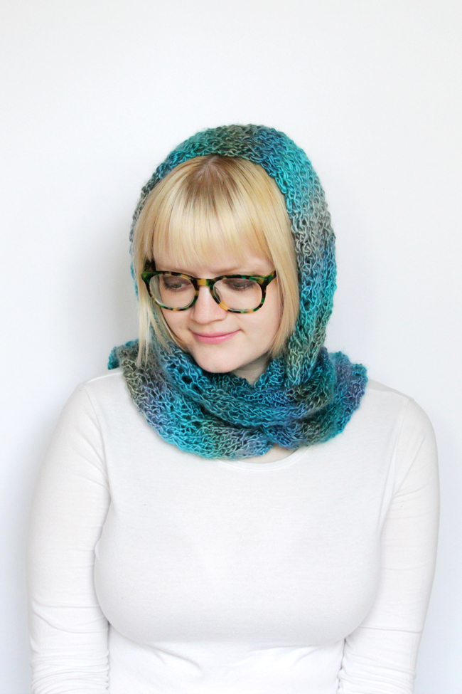 6 Spring Knit Scarf Patterns YOU Can Make! | Make and Takes