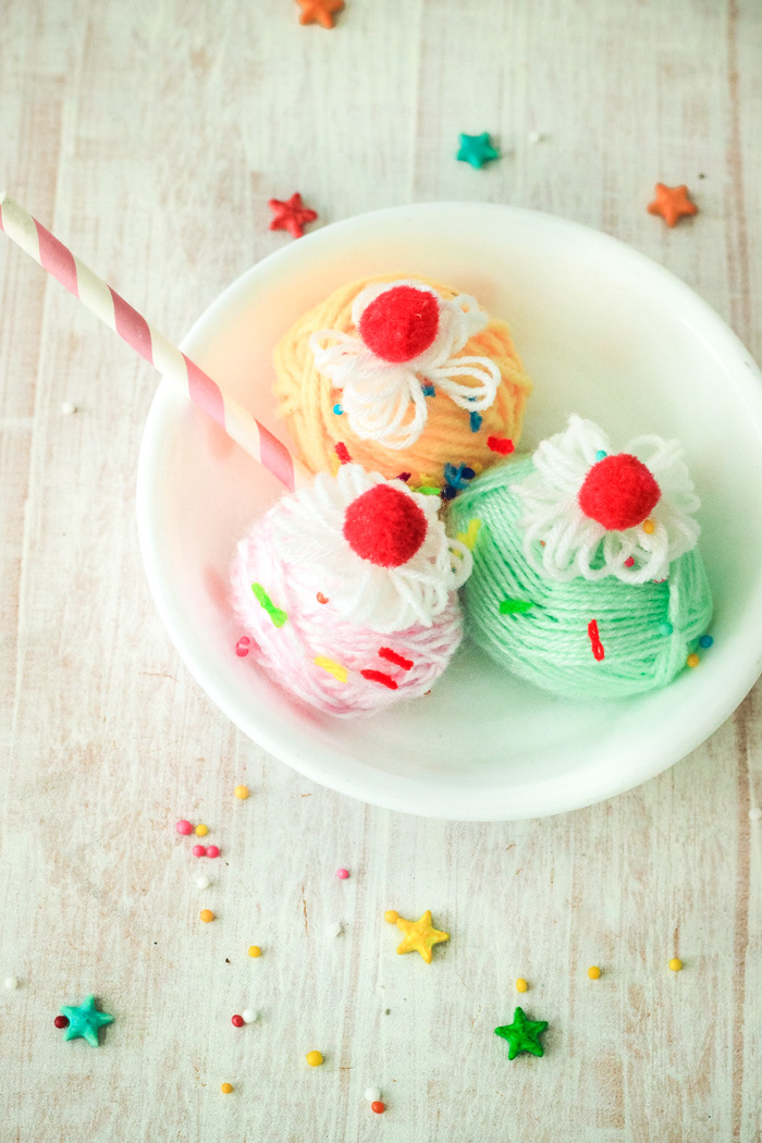 Super Fun Yarn Wrapped Ice Cream Sundae to Make