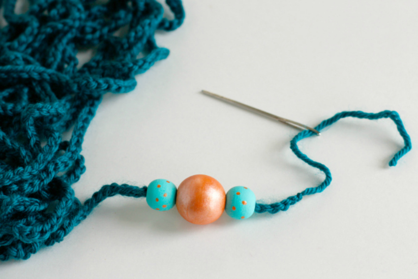 Threading Painted Wood Beads to a Crochet Chain Stitch Necklace