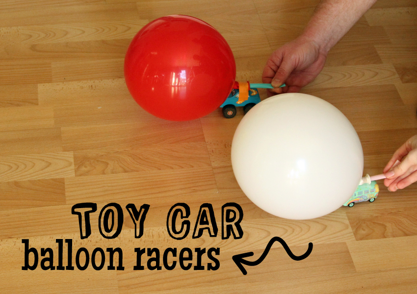 balloon with rubber band toy