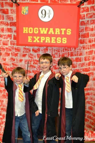 15 Ideas For A Hosting A Harry Potter Party Make And Takes