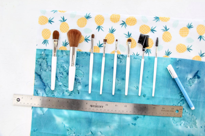 How-To: Makeup Brush Pouch - Make