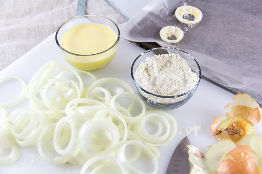 how to make fried onion rings for green bean casserole