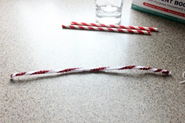 how to make pipe cleaner candy canes