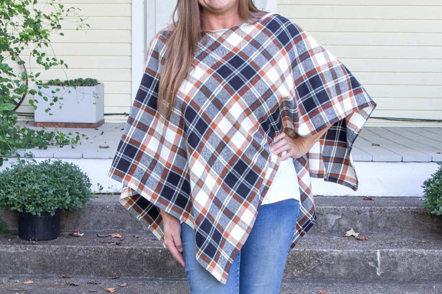 a diy poncho for fall