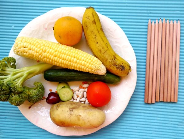 Supplies for Drawing With Fruits And Vegetables